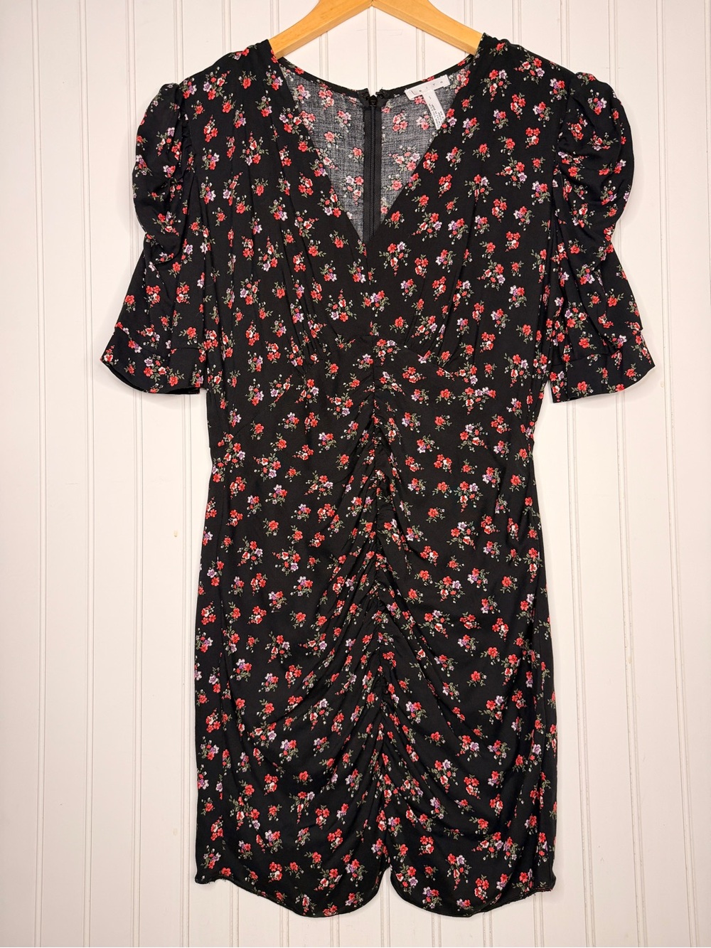 Leith Floral Puff Sleeve Ruched Mini Dress Sz S Black Ditsy Print V-Neck